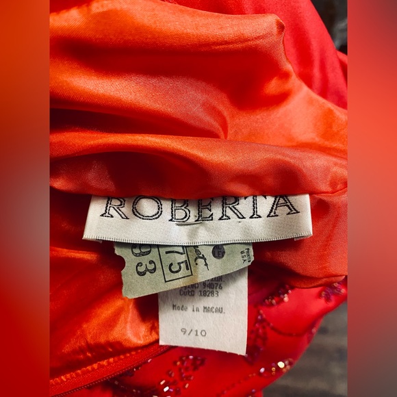 Vintage Roberta Beaded Evening Gown - Picture 14 of 15